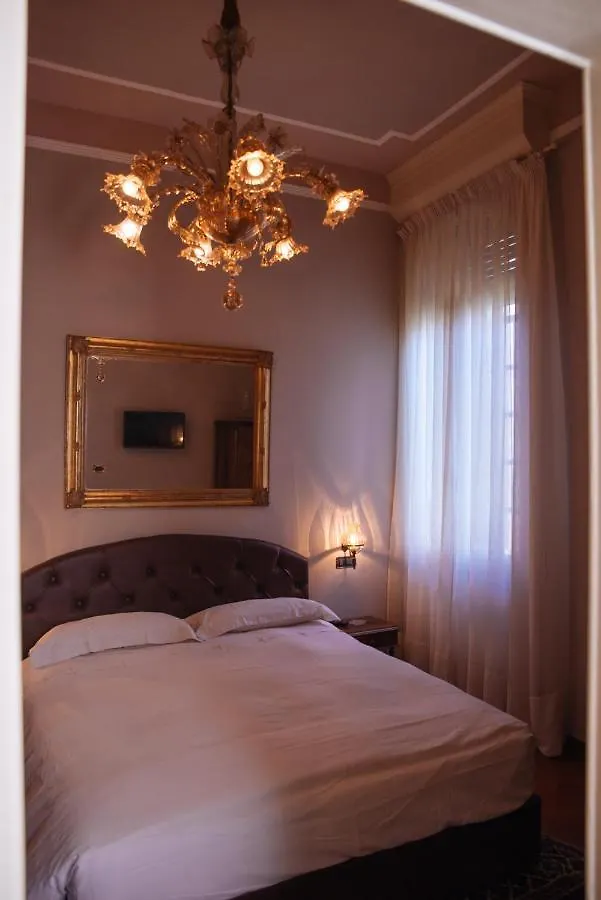 Bed & Breakfast Ai Tre Cedri B&B Bologna
